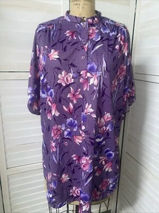 Vintage 70er Jahre Ms. Tops California Damen Polyester Top Bluse lila geblümt Gr. XL 2X - Bild 1 von 9