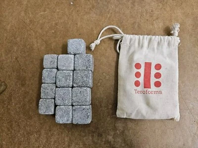 Juego de 9 cubos Lg y 4 cubos pequeños piedras de whisky Teroforma Foto 1 de 4