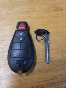 OEM JEEP GRAND CHEROKEE COMMANDER KEYLESS REMOTE FOB FOBIK IYZ-C01C -PREOWNED- - Picture 1 of 10