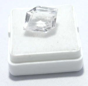 10.00 Ct White Sapphire Shield Cut Natural  Loose Gemstone for Ring & Pendant - Picture 1 of 5