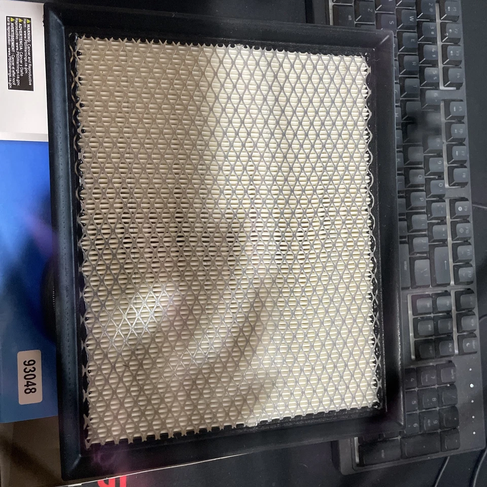 Filtro de aire Carquest 93048 Ford Edge Fusion Lincoln MKX MKZ Nautilus Continental Foto 1 de 1