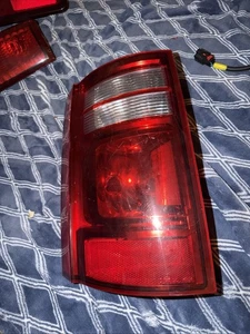 08 - 10 DODGE CARAVAN Driver Left Tail Light OEM - Picture 1 of 2
