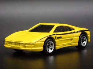 1994-1999 Ferrari 355 gelb Maßstab 1:64 Sammlerstück Diorama Diecast Modellauto - Bild 1 von 7