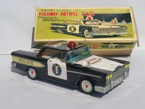 Blechspielzeug 1960 Yonezawa-Japan Bat.op. CHEVROLET POLICE CAR neuwertig funktionstüchtig orig. box - Bild 1 von 21