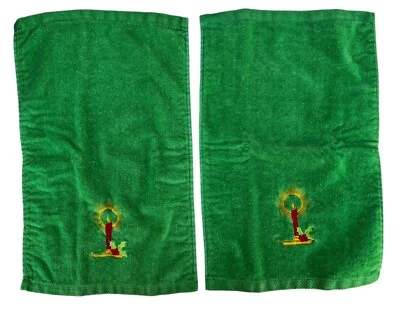Conjunto de 2 toalhas de mão bordadas verdes para férias com design de vela da Ames - Imagem 1 de 4