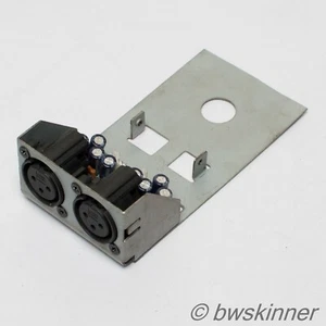 Chasis de entrada Focusrite XLR / placa conectora de montaje en panel. Micrófono PCB. FP0055-03B. - Imagen 1 de 3