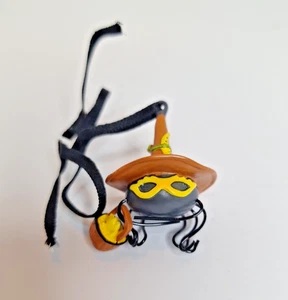 Longaberger Web Weaver Basket Tie-On - Spider wearing Witch Hat - RARE 2006 - Picture 1 of 7