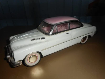 AUTO IN LATTA A FRIZIONE BUICK COUPE' SCALA CIRCA 1/18 MADE IN CINA AA' 90. - Immagine 1 di 4