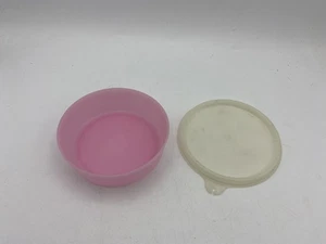 Vintage Tupperware Little Wonders Sheer Pink Bowl #215 Lid #1286 - Picture 1 of 3
