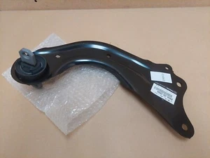 Mazda 3 BM BN Rear Right Control Arm Hatchback 2013-on B45A28200A Genuine NEW - Picture 1 of 9