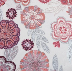 Handmade Decorative Table Runner Red Cream Floral Print 144cm x 31cm - Picture 1 of 14