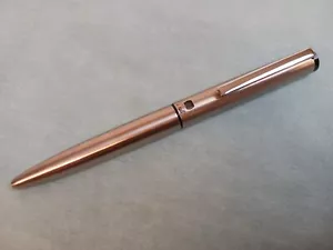 Unidentified 3 Color Ink Pen - Picture 1 of 9