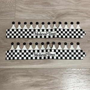 Lote de 2 corona de papel a cuadros de la época medieval cena recuerdo publicidad años 90 - Imagen 1 de 8