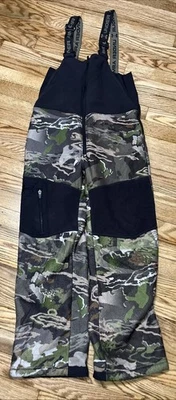 Under Armour Ridge Reaper Camo Hunting Bibs  Youth Medium - Image 1 of 4