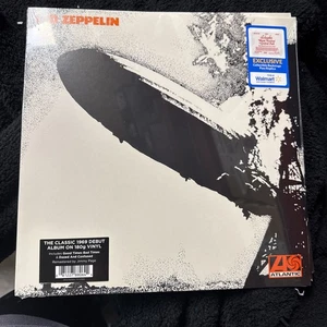 Led Zeppelin by Led Zeppelin (LP Vinyl, Remastered) & Collectible Pass Replica - Picture 1 of 8