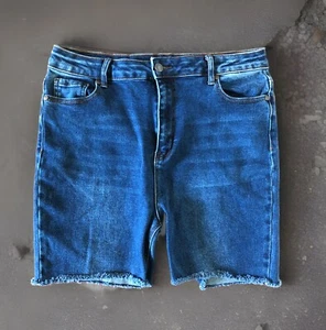 Bamboo Original Denim Jean Shorts Size 17 Blue High Rise Cut Offs Stretch - Picture 1 of 10