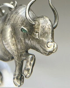 Antique Chinese Silver Bull Pendant - Picture 1 of 13