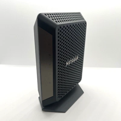 Módem por cable 32x8 hasta 1,4 GBPS NETGEAR CM700-1AZNAS DOCSIS 3.0 Foto 1 de 4