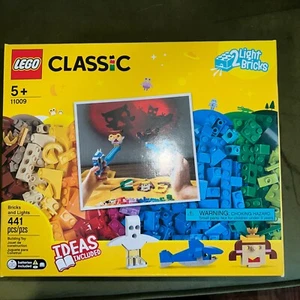 LEGO CLASSIC: Mattoncini e Luci (11009) - Foto 1 di 2