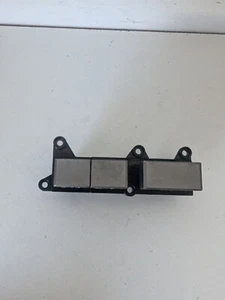 Switch Blank Cover Under Heater Hyundai Imax Iload TQ 07-21 - Picture 1 of 3