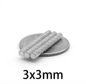 20 Stück 3x3 mm Superstarke Starke Runde Neodym Scheibenmagnete N35 HOC - Bild 1 von 2