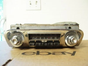 59 60 1959 1960 Chevy push button radio good working - Foto 1 di 6