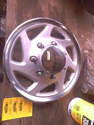 Tapacubos cubierta rueda Srw 7 radios en ángulo para furgoneta Ford E350 95-16 855596 Foto 1 de 4