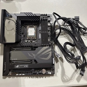 Combo carte mère i9-13900K CPU + ROG Maximus Z790 HERO - Photo 1/8