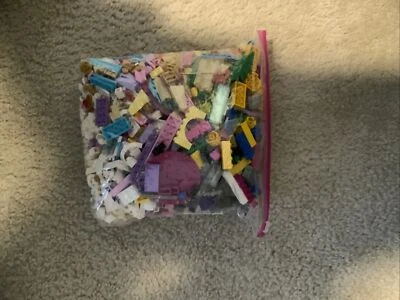 Used Rare retired 2016 Lego Friends 41058 Heartlake Shopping Mall - Image 1 of 3