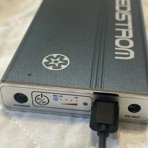 Medistrom Pilot-24 Lite CPAP Battery Backup Power No Cables No Charger - Picture 1 of 11