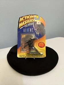 Action Masters Die-Cast Aliens Queen Alien 2.75"in Figure w/Card 1994 - Picture 1 of 3