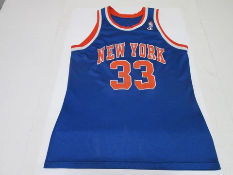 Vintage New York Knicks Patrick Ewing #33 Screened Champion Jersey Men’s Small Cover