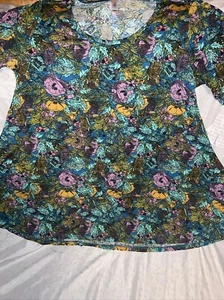 Lularoe Perfect T Full Tunic Shirt Green Yellow Pansy Peony Large 16/20 16/18 - Picture 1 of 15