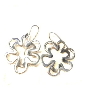 Pendientes SILPADA 925 plata de ley recortada flor W1337 - Imagen 1 de 12