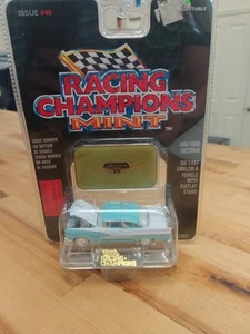 Racing Champions Mint Motor Trend - Ford Victoria 1956 - Imagen 1 de 2