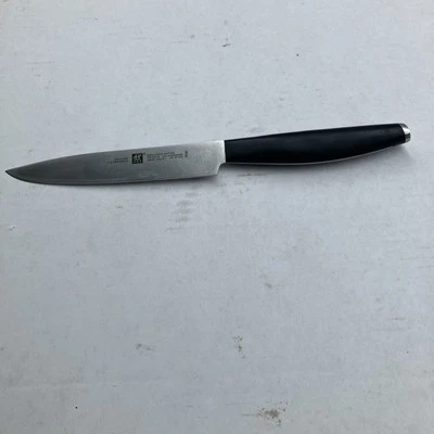 Zwilling J A Henckels 6.5” Boning/Slicing Knife 38900-160 Zwilling Motion. - Image 1 of 4