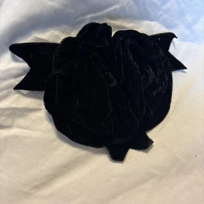 ACCESORIO PARA EL CABELLO PASADOR DE TERCIOPELO NEGRO VINTAGE Foto 1 de 4