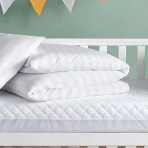 Cot Bed Duvet Microfibre Satin Stripe All Seasons 7.5 Tog - Slight Imperfection - Afbeelding 1 van 12
