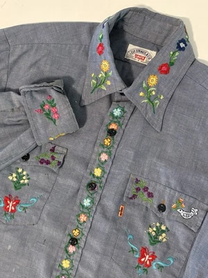 Camisa vaquera vintage años 70 Levi’s naranja lengüeta para mujer grande bordada flores paloma Foto 1 de 4
