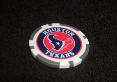 NFL HOUSTON TEXANS SOUVENIR COLLECTIBLE POKER CHIP GOLF BALL MARKER Cover