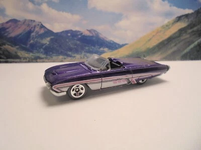 Ford Thunderbird 2013 63 Hot Wheels Mystery Cars Series púrpura Foto 1 de 2