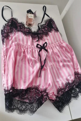 Sexy Conjunto de Pijama Corto Rosa Encaje UK VICTORIA’S ’s SECRET Inspirado TALLA M    Foto 1 de 4