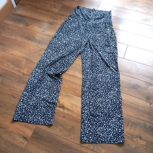 Pantaloni lunghi alti Sally LTS alti donna palazzo jersey gamba larga elasticizzati UK 18 - Foto 1 di 6