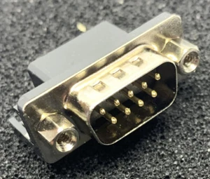 5 x DB9 D-SUB 9-Pin Stecker rechter Winkel PCB montiert Stecker UK VERKÄUFER KOSTENLOSER VERSAND + P - Bild 1 von 7