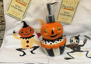 NEW  Johanna Parker Halloween Kitchen Towels  And Soap Dispenser Jack-o-Lantern - Picture 1 of 8
