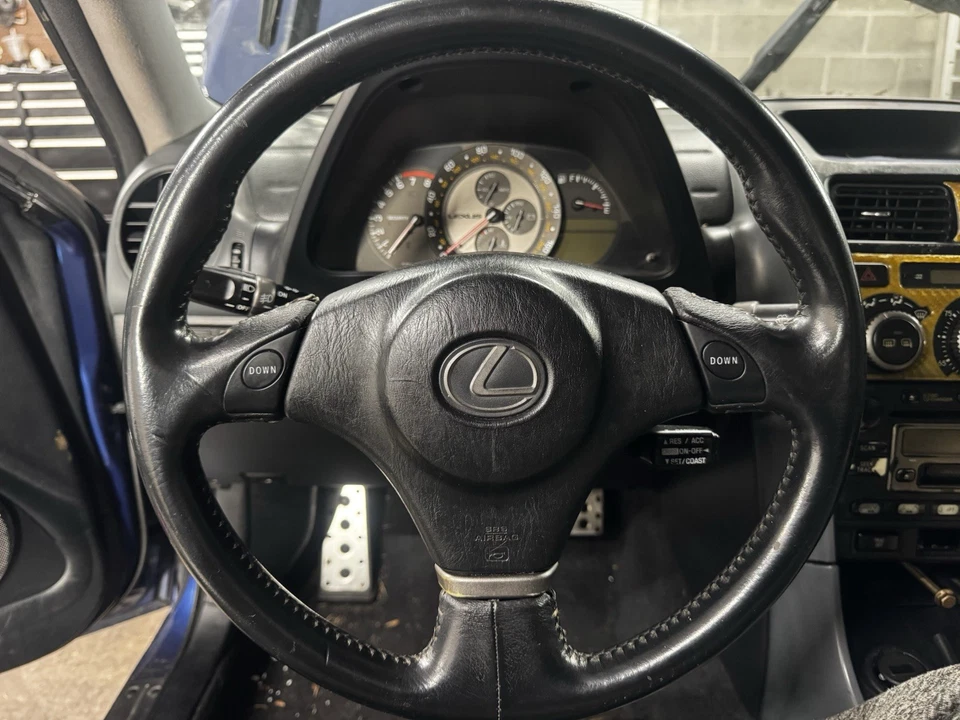 Volante Lexus Is300 2001-2005 transmisión automática con pieza de aire central 1️⃣ 🔥 Foto 1 de 4