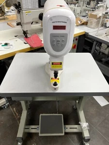 Artisan XD-828 Tülle, Knopf, Nietmaschine - Bild 1 von 4