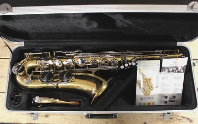 Jupiter JTS710GNA Student Bb Tenor Saxophone w/ Hard Case - Exc. - Image 1 of 4