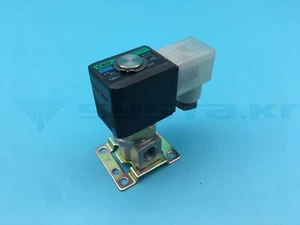 CKD FWB41-X1690, SOLENOID VALVE - Picture 1 of 3