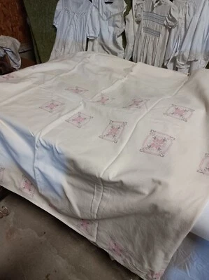 ancienne grande nappe rectangulaire en coton écru brodée mains 270 x 160 - Photo 1/4